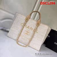 香奈兒CHANEL 2018早春度假系列最新火爆大號帆布沙灘包手提購物袋 DSC1294