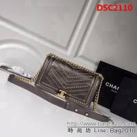 香奈兒CHANEL 銅灰色2018FW款皺紋小牛皮編織V線鏈條單肩斜挎包 DSC2110
