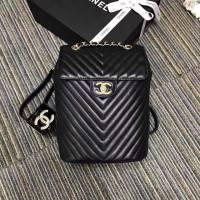 Chanel女包 A91123 新款v字條紋小羊皮時尚雙肩背包 香奈兒後背包 Chanel黑色女背包  djc2912