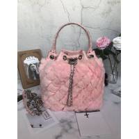 Chanel女包 A69900 香奈兒水桶包 粉色卡兔毛 Chanel時尚女包 Chanel新款肩背包  djc3543