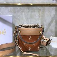 Chloe女包 克洛伊經典小馬刺繡鉚釘系列拼色水桶包 Chole手提肩背斜挎包  jjh1312