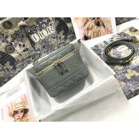 Dior女包 迪奧Travel菱格紋化妝包洗漱包 Dior手提肩背斜挎包  dfk1694