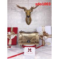 DIOR迪奧 藤格紋系列 原版皮 市場最火爆款 鏈條斜挎包  zdo1003