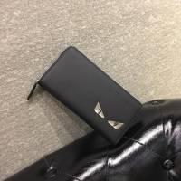 FENDI芬迪 小牛皮 手工縫製 多卡位 小怪獸潮人錢包  fd1147