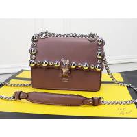 FENDI芬迪 小號 Fendi 2018秋冬新款 Kani翻蓋式手袋 可斜背亦可手提 088 081  fd1313
