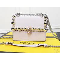 FENDI芬迪 小號 Fendi 2018秋冬新款 Kani翻蓋式手袋 可斜背亦可手提 088 081  fd1315