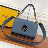 FENDI芬迪 原版品質 獨家膠囊系列 時尚手提肩背包 8806絨毛系列  fd1545