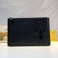 FENDI芬迪 黑色小牛皮 同色系刺繡 BAG BUGS 主題圖案 超薄小手袋 0078M43  fd1629