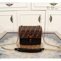 FENDI芬迪 春夏新款 小號（19cm 黑色）Fendi 最新翻蓋迷你手袋 款號2024#  fd1643