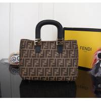 FENDI芬迪 銀扣配黑 經典款式 百搭焦糖色配咖啡色牛皮 搭配雙Flogo經典 大F字母手提包包  fd1861