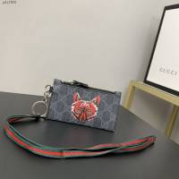Gucci男包 古驰红狼印花图案拉链卡包零钱包 Gucci手拿零钱包 523903  gdj1564