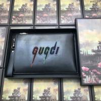 Gucci包 古馳手包 597678黑皮 Gucci字母精美刺繡圖案 Gucci拉鏈手包  gudj1253