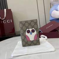 Gucci專櫃古馳最新款飾貓頭鷹細節GG迷你錢包 jh2023型號：810072
