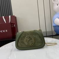 Gucci專櫃古馳最新款Blondie系列迷你肩背包磨砂原廠皮斜挎女包 jh2121型號：815711