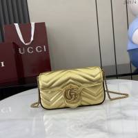 Gucci專櫃古馳最新款Marmont系列超迷你手袋鏈條女包 jh2174型號：476433