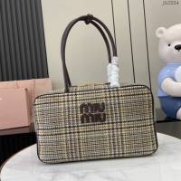 miumiu專櫃繆繆最新款原廠羊毛千鳥格公事包 jh2334型號：5bb117，5bb163