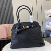 miumiu專櫃繆繆最新款女士Nappa羊皮革手提包 jh2339型號：5BG291
