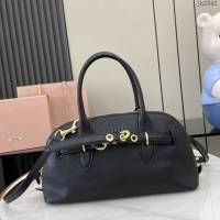 miumiu專櫃繆繆最新款爆款保齡球包原廠皮革手提包 jh2342型號：5bb168