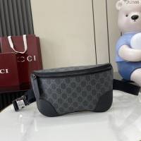 Gucci專櫃古馳最新款Emblem男士旅行系列斜挎包腰包 jh2580型號：821162