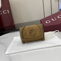 Gucci專櫃古馳最新款圓形互扣式雙G標識卡片夾卡包零錢包 jh2673型號：818795