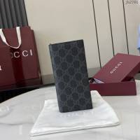 Gucci專櫃古馳最新款Emblem系列經典圖案錢包男士長錢夾 jh2701型號：821213