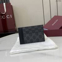 Gucci專櫃古馳最新款Emblem系列經典圖案卡包男士卡片夾 jh2705型號：821208