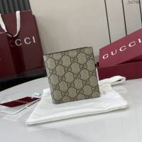 Gucci專櫃古馳最新款Emblem系列經典圖錢包男士短夾 jh2706型號：821206