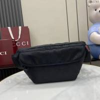 Gucci專櫃古馳最新款2025早春男士包袋系列腰包挎包 jh2793型號：804262