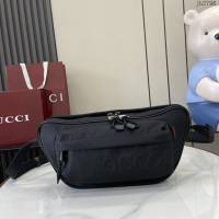 Gucci專櫃古馳最新款2025早春男士包袋系列腰包挎包 jh2796型號：802096