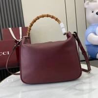 Gucci專櫃古馳最新款竹節提手全皮肩背女包 jh2880型號：799863