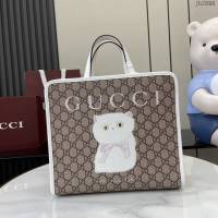 Gucci專櫃古馳2025早春兒童系列最新款動物印花手提托特包 jh2898型號：605614