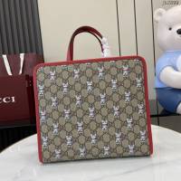 Gucci專櫃古馳2025早春兒童系列最新款動物印花手提托特包 jh2899型號：605614