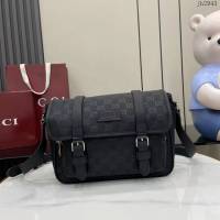 Gucci專櫃古馳最新款男士郵差包單肩斜挎包 jh2943型號:  510335