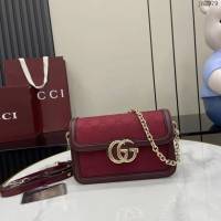 Gucci專櫃古馳最新款2025春夏Go系列鏈條肩背包 jh2979型號：826761