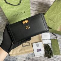 Gucci新款錢包 古馳竹子設計拉鏈女錢包 Gucci全皮純色長錢包 658634  ydg3023
