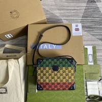 Gucci新款包包 古馳GG Supreme高級人造帆布小方包 Gucci方形肩背包 626363  ydg3239