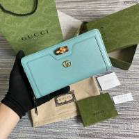 Gucci新款包包 古馳淺藍色全皮女款錢夾 Gucci新款竹節鎖扣拉鏈錢包 658634  ydg3302