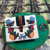 GUCCI古馳女包 新款 專櫃品質 431665 進口牛皮 原廠五金 米白繡花 Gucci手提包 古馳斜挎包  ydgq3199