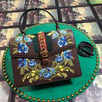 GUCCI古馳女包 新款 專櫃品質 431665 進口牛皮 原廠五金 棕繡花 Gucci手提包 古馳斜挎包  ydgq3200