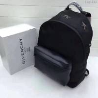 GlVENCHY紀梵希 2019年新款 爆款 帆布背包 配頭層牛皮 織帶＋兩顆小金屬五角星 休閒雙肩包 潮人必備款  tsg1212