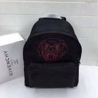 GlVENCHY紀梵希 2019年新款 爆款 帆布背包 配頭層牛皮 織帶＋兩顆小金屬五角星 休閒雙肩包 潮人必備款  tsg1213