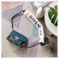 GlVENCHY紀梵希 法國代購級別 Givenchy Bag 巴黎走秀新款 中號 鏈條手提 斜挎包  tsg1257