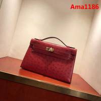 HERMES愛馬仕 凱莉包 Mini Kelly pochette金扣 中國紅 純手縫蠟線配上豬鼻子鏈 斜挎包  Ama1186
