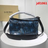 LOEWE羅意威 蛇紋 原單品質 火遍全世界熱銷款 puzzle bag 手提肩背包 6605  jdl1061