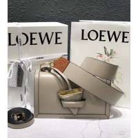 LOEWE新款包包 羅意威Barcelona雙肩帶三角包 羅意威小挎包 10157  tcl1303