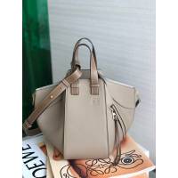 LOEWE包包 羅意威小號Hammock手挽肩背斜挎包  tcl1315