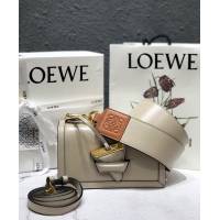 LOEWE包包 羅意威小號Barcelona三角包 羅意威雙肩帶斜挎包 10159  tcl1362