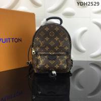 路易威登LV 頂級原單 M41562 Nicolas Ghesquière迷你背包 擁有多用背帶 可斜背  YDH2529