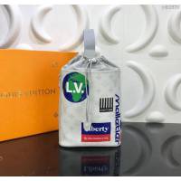 LV包 M44629 灰花 Chalk單肩背包 頂級原單 LV抽繩包 自攀岩運動鎂粉袋  ydh2839