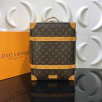 LV雙肩包 M44752 路易威登SoftTrunk小號雙肩包 縫綴鉚釘邊角 LV男背包 LV手提袋  ydh3109